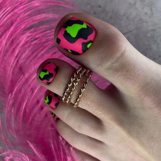Vibrant Wild Republic Short Square Neon Pink Leopard Print Press On Nail Set with Matte Finish