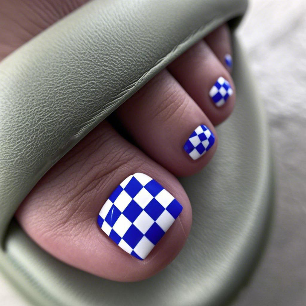 Charming Coastal Escape Short Square Blue and White Checkered Press on Toenail Set Perfect for Summer Style