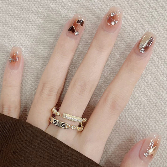 Chic Heartfelt Short Square Beige Press On Nail Set with Sparkling Accents