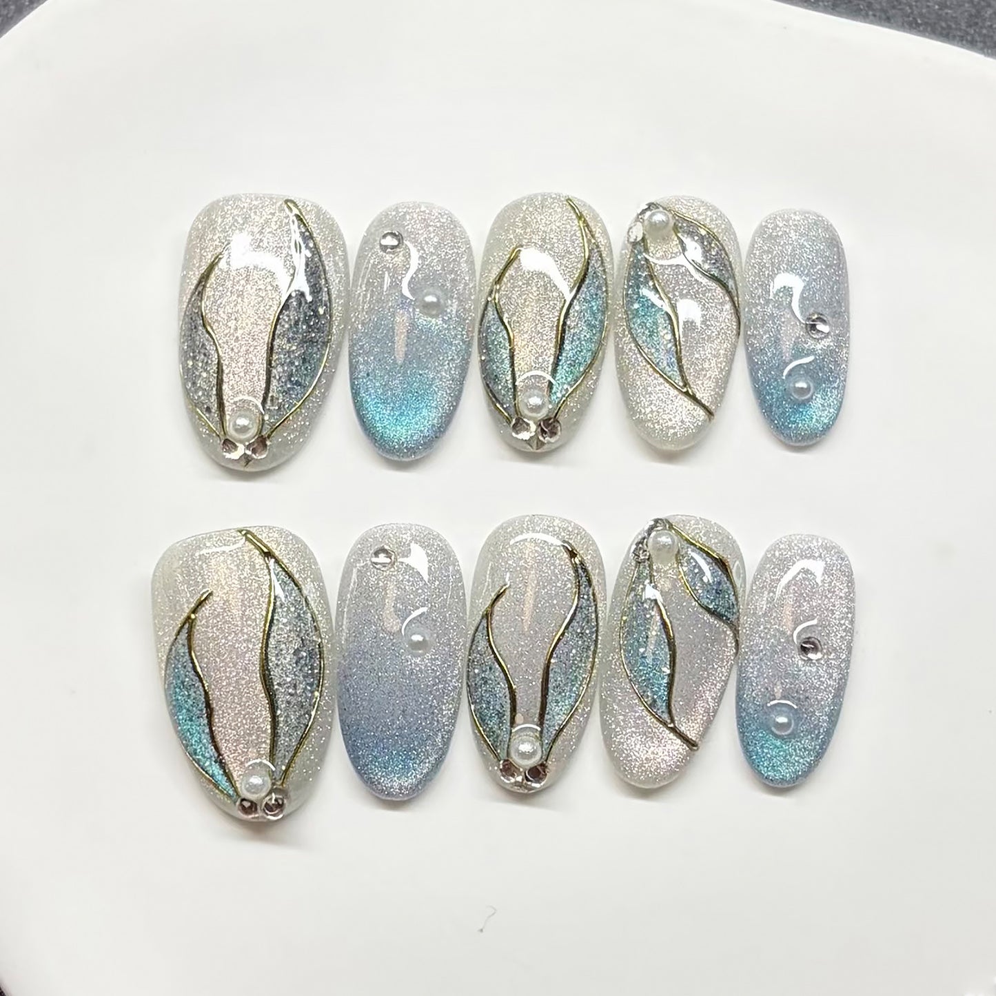 Serene Ocean Inspiration Short Oval Glittering Elegance Press On Nail Set