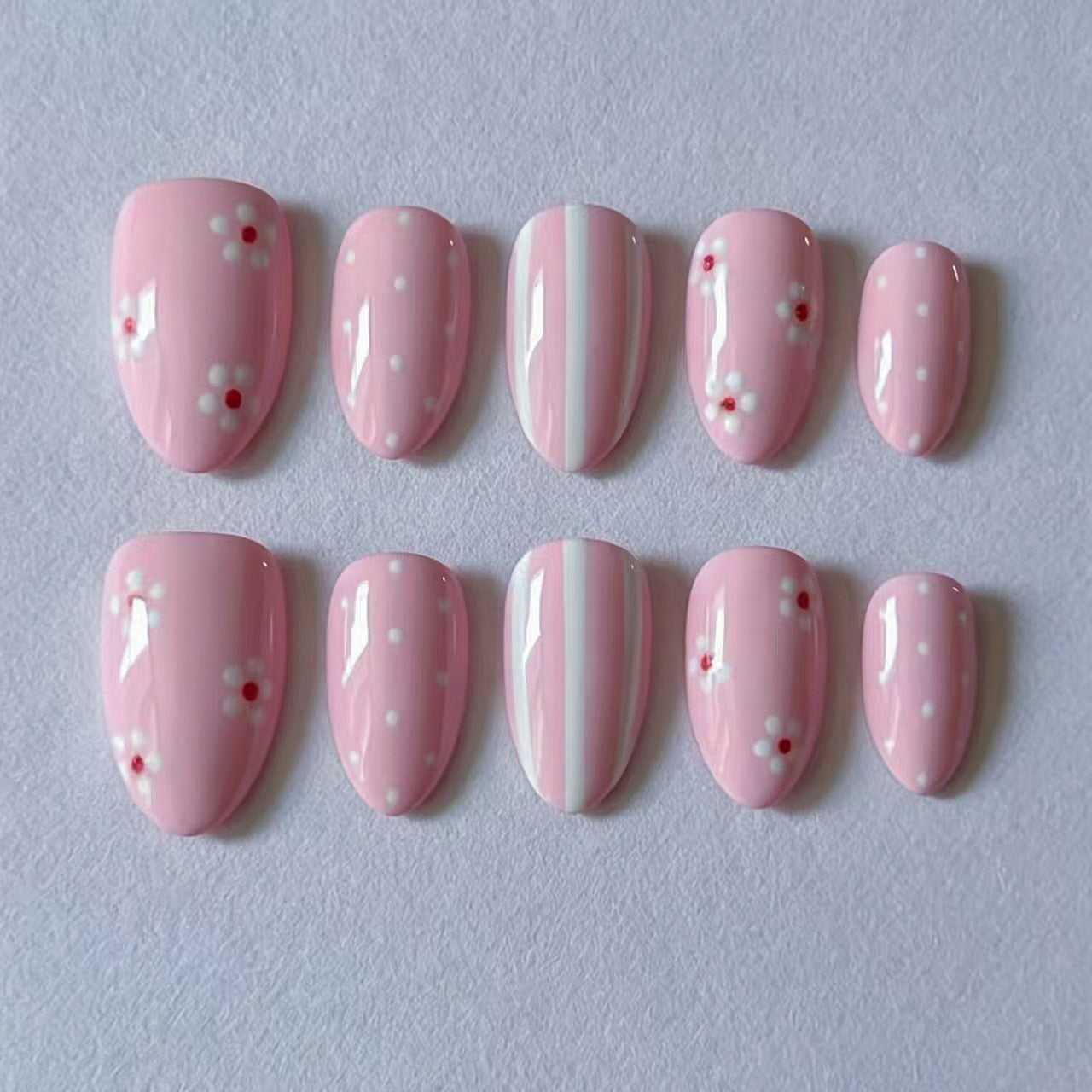 Charming Blossom Short Almond Soft Pink Floral Nail Set