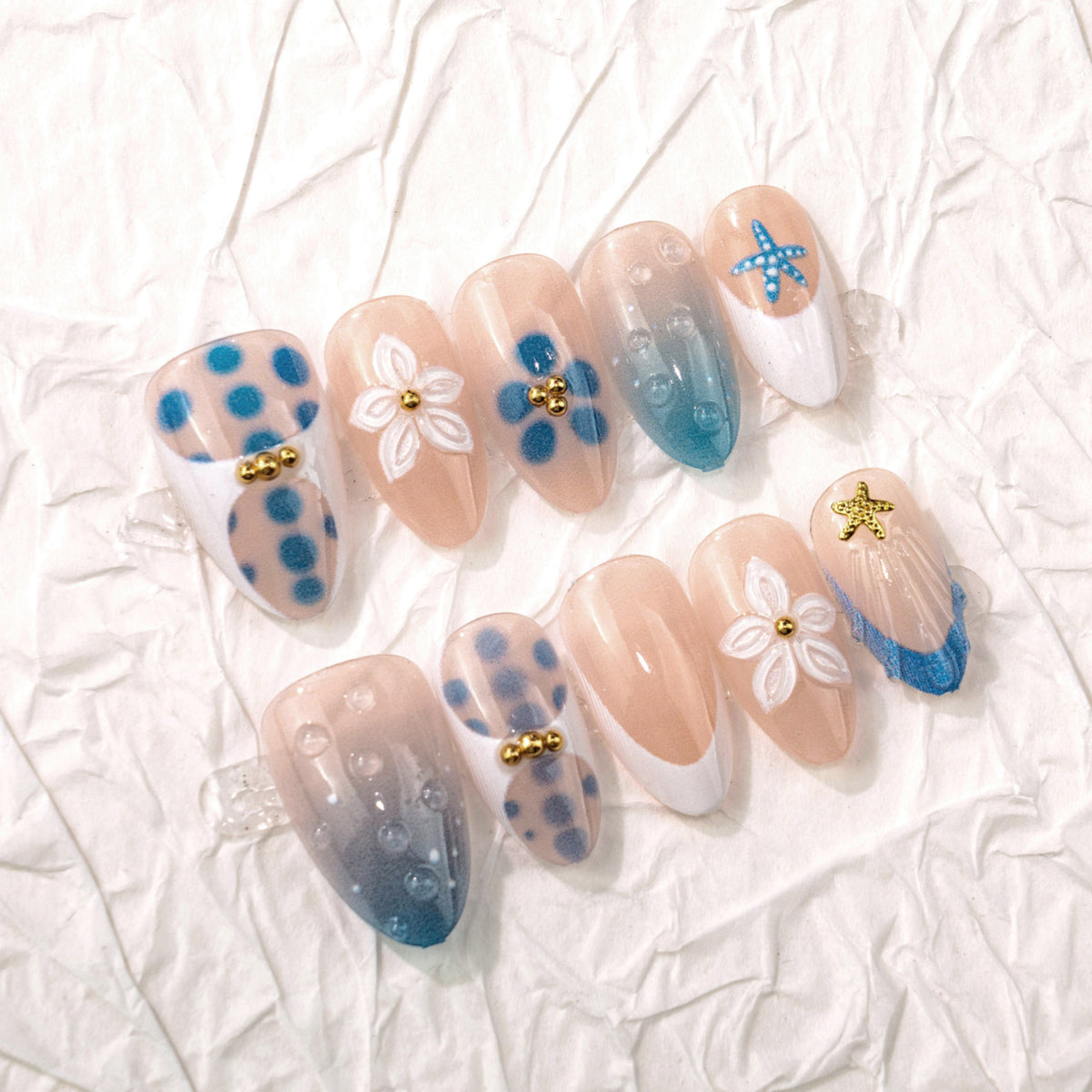 Beachy Medium Almond Blue Watercolor Floral Nail Set