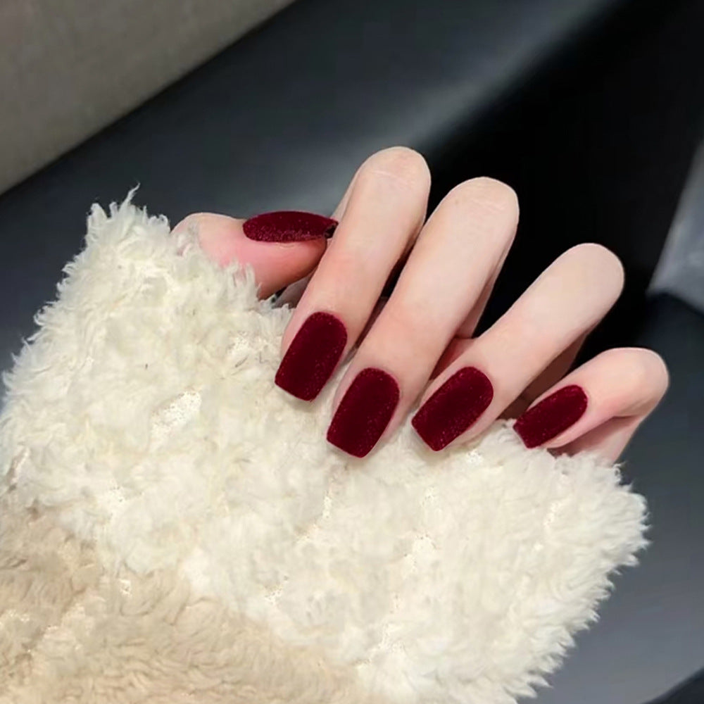 Glamorous Evening Vibes Medium Square Burgundy Press On Nail Set Featuring Sparkling Finish