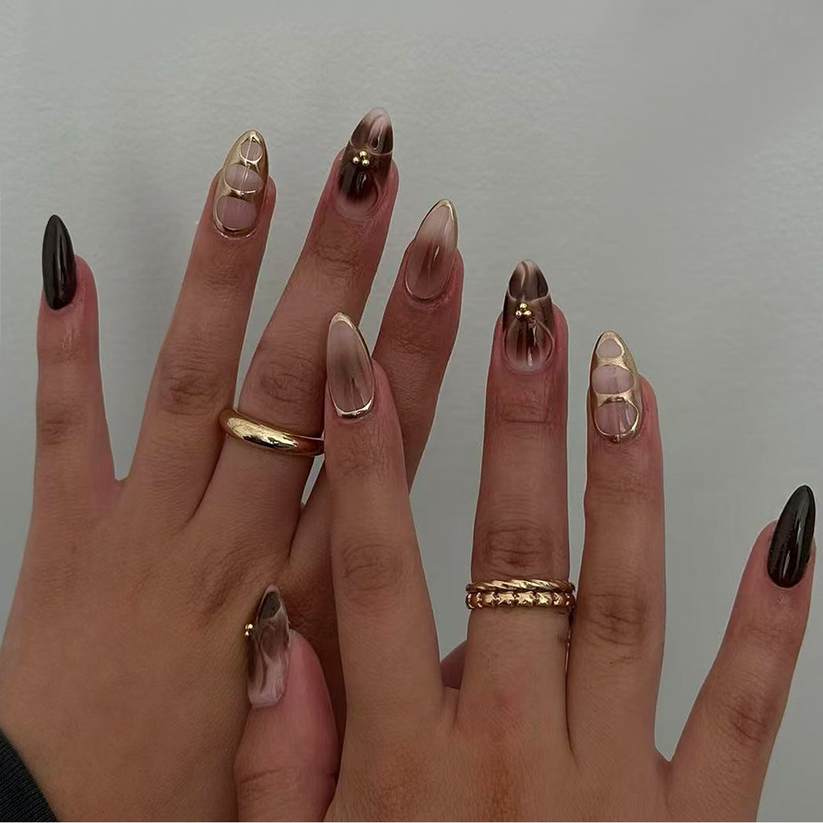 Elegant Autumn Inspired Medium Almond Ombre Press On Nail Set with Gold Accents