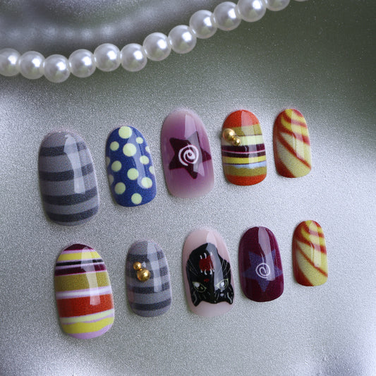 Chic Vintage Short Oval Multicolored with Unique Patterns Nail Set