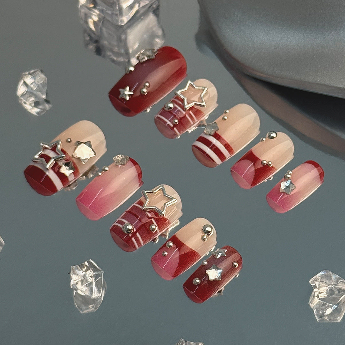 Celestial Charm Short Square Red Gradient with Star Accents Press-On Nail Set