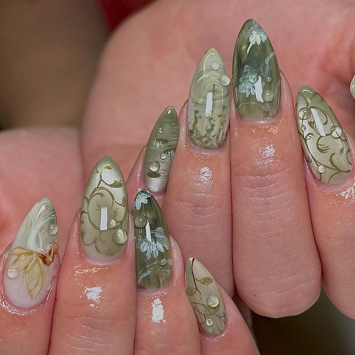 Botanical Elegance Medium Almond Green Marble Design Nail Set