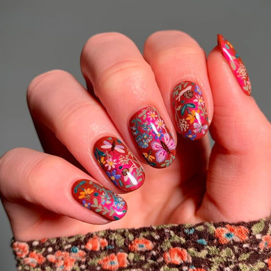 Bohemian Floral Short Round Color-Changing Nail Set