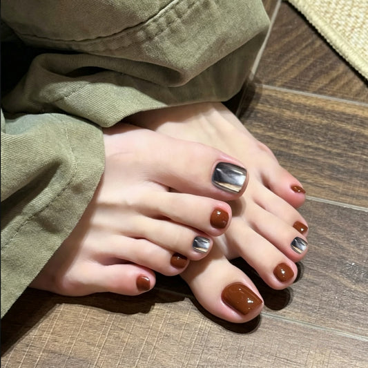 Stylish Autumn Vibes Short Square Chocolate Brown with Shimmering Metallic Accent Press on Toenail Set