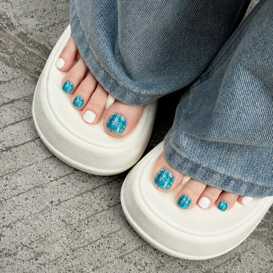 Beachy Vibes Short Square Turquoise Glitter Press On Toenail Set