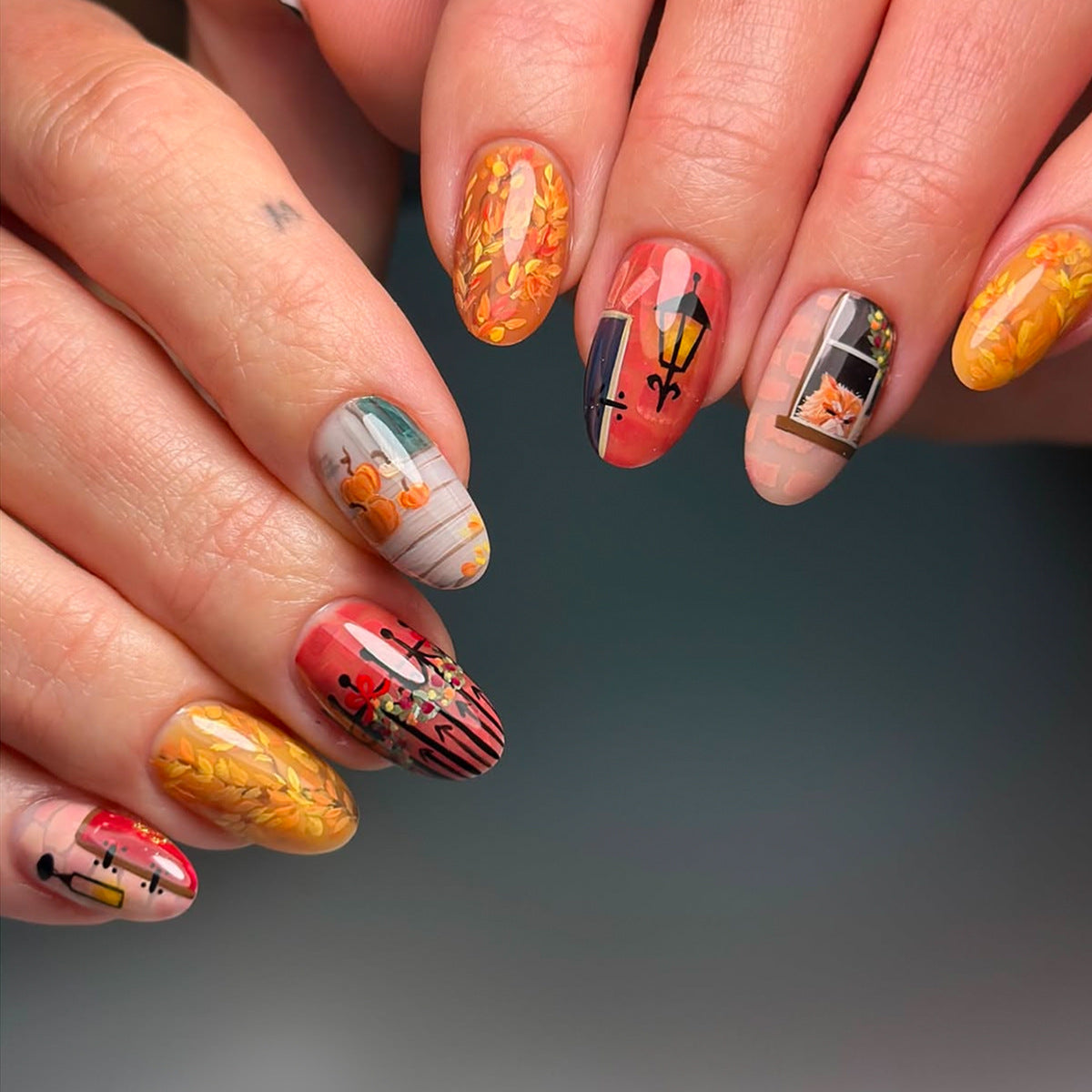 Autumn Vibes Short Round Orange and Yellow Leaf Nail Set