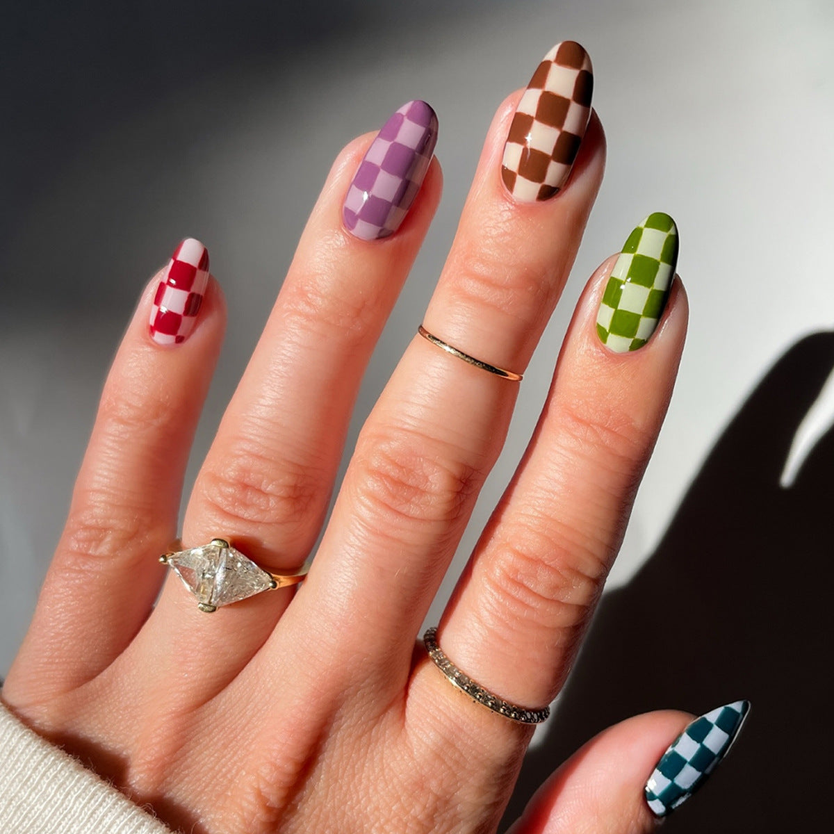 Chic Checkerboard Medium Almond Multicolor Nail Set with Glossy Finish