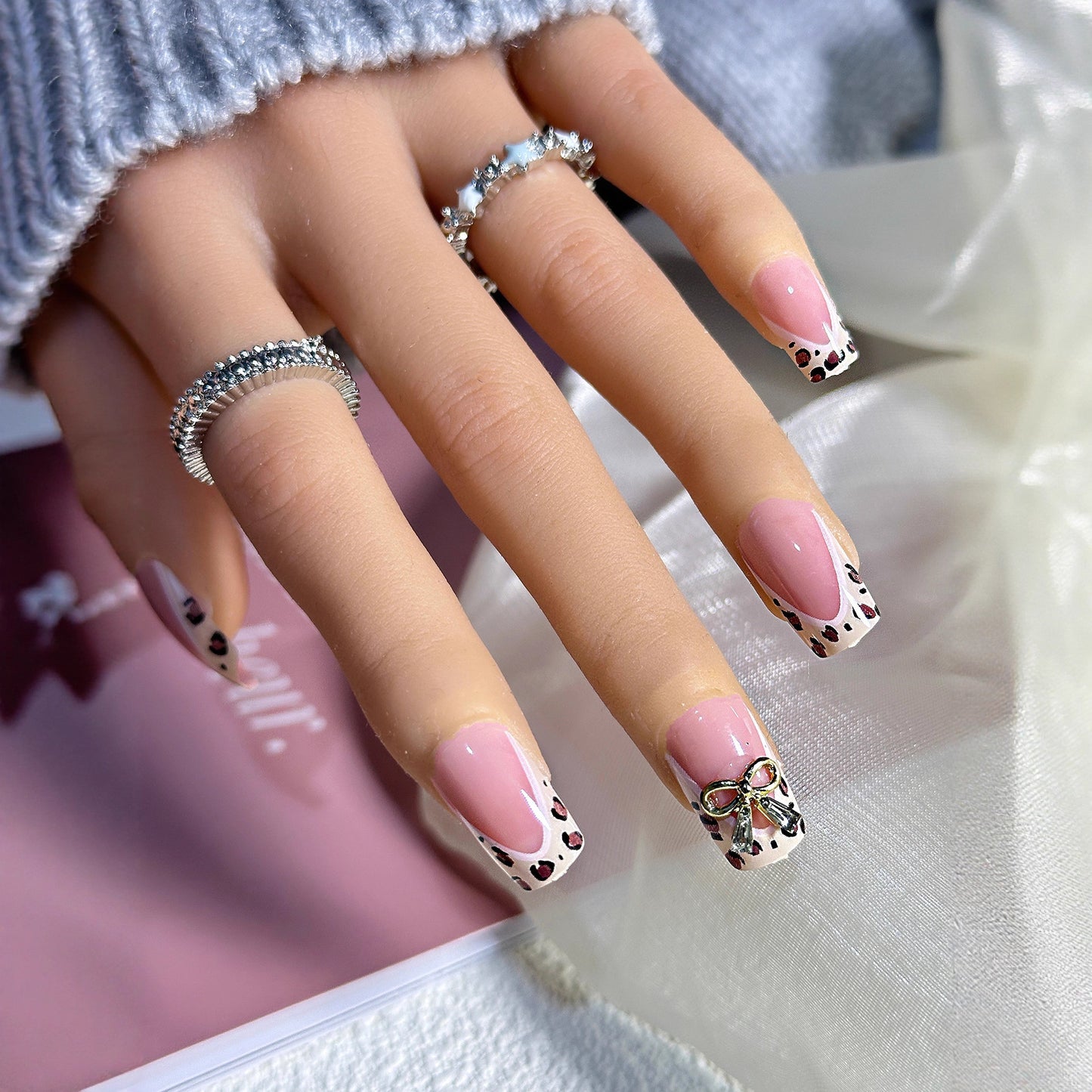 Chic Leopard Love Short Square Pink with Bow Nail Set