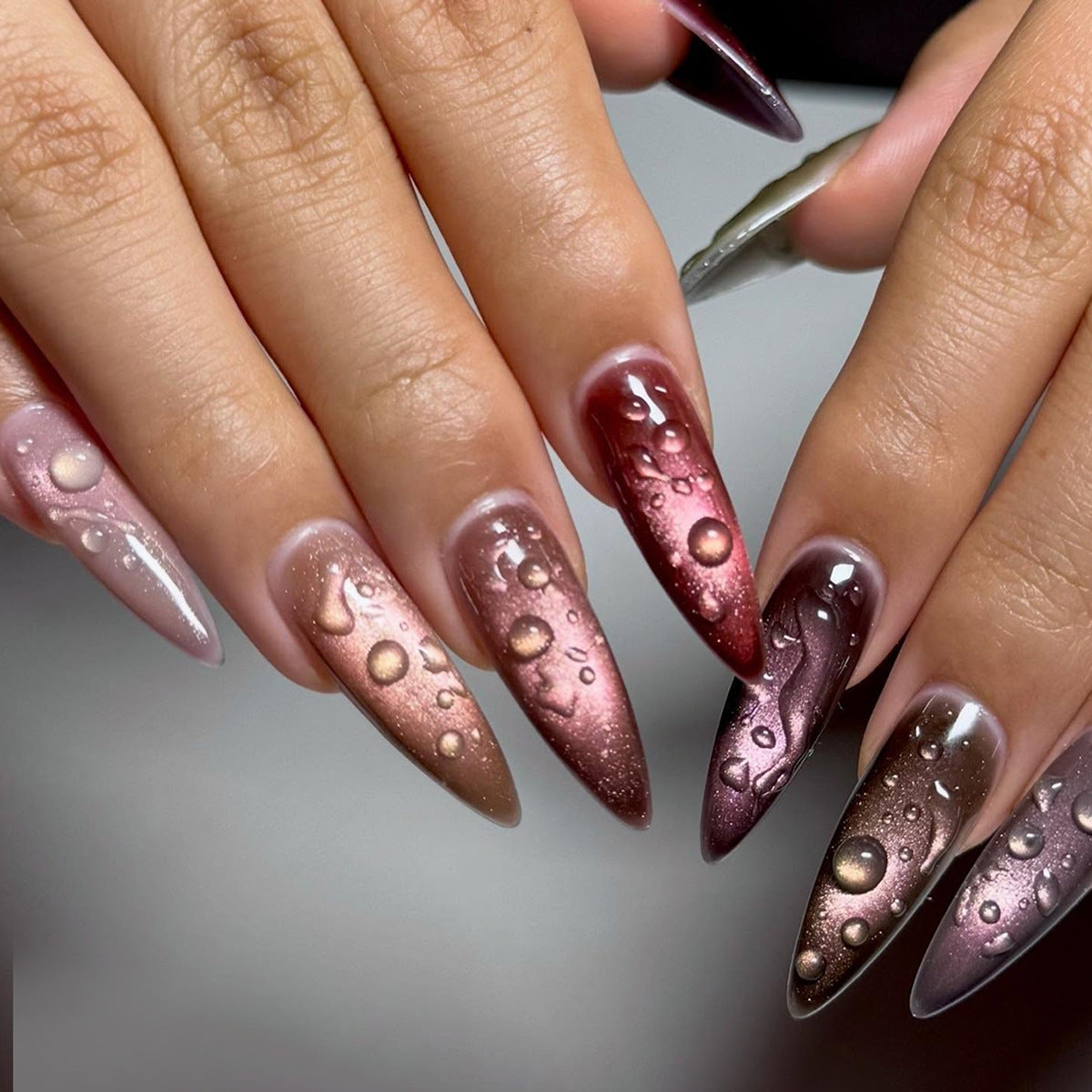 Mystical Elegance Medium Almond Ombre with Water Droplet Design Press-On Nail Set