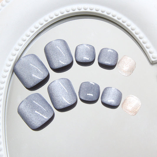 Enchanted Elegance Chic Short Square Glossy Gray Toenail Set with Iridescent Accent