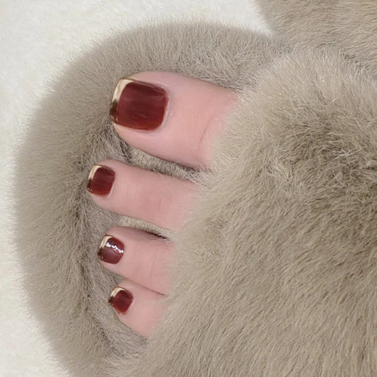 Cozy Autumn Vibes Short Square Deep Red Nails with Elegant Gold Tips