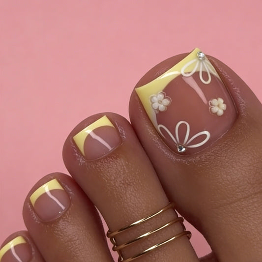 Sunny Delight Short Square Yellow Floral Toenail Set with Charming Accents