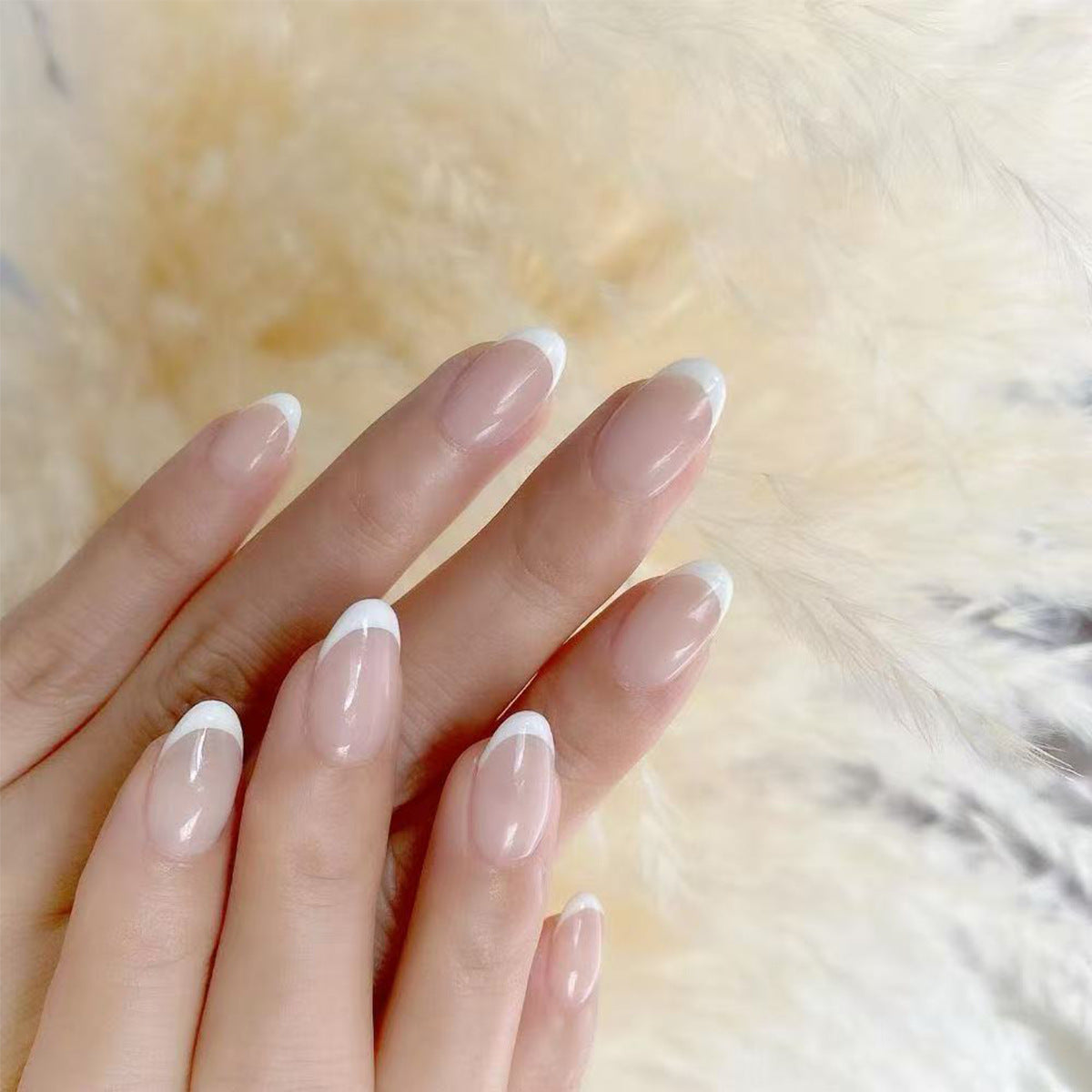 Elegant Romance Short Oval Pink with White Tips Press-On Nail Set for Effortless Glamour