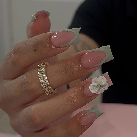 Whimsical Floral Medium Square Green Accented Press On Nail Set