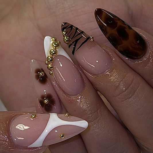 Bohemian Elegance Long Stiletto Blush with Gold Accents Press On Nail Set