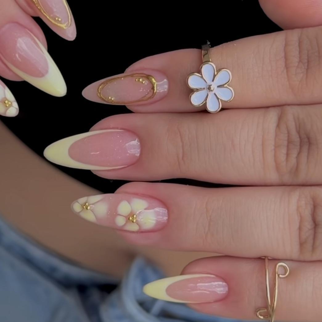 Floral Elegance Long Almond Yellow Ombre with Gold Accents Press-On Nail Set