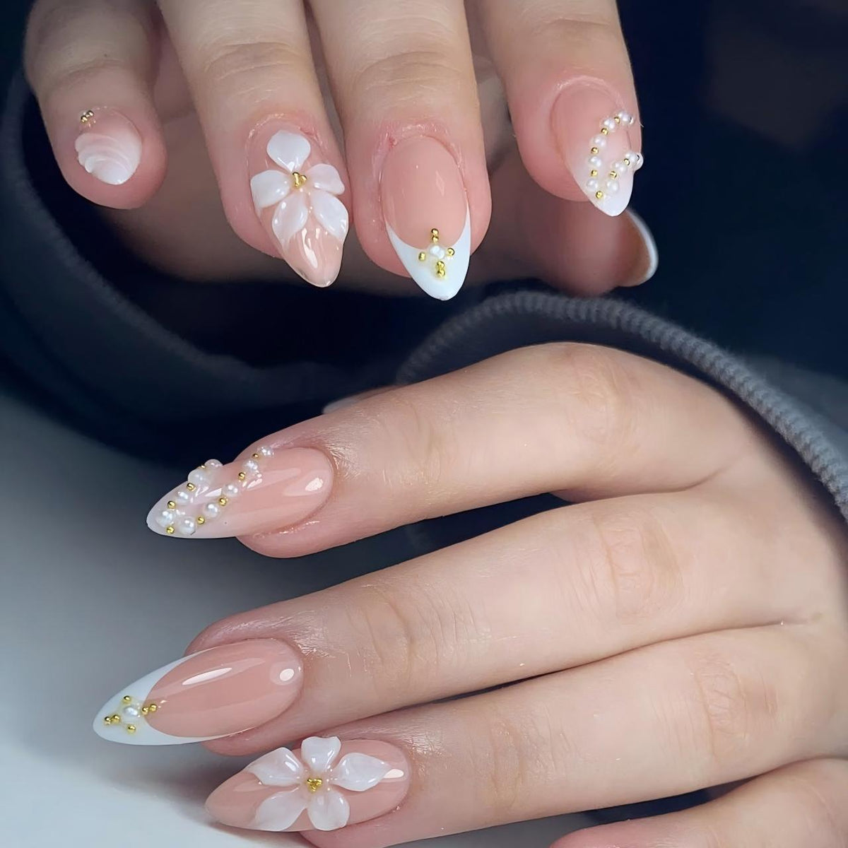 Chic Floral Dream Long Almond White Floral Design Press On Nail Set