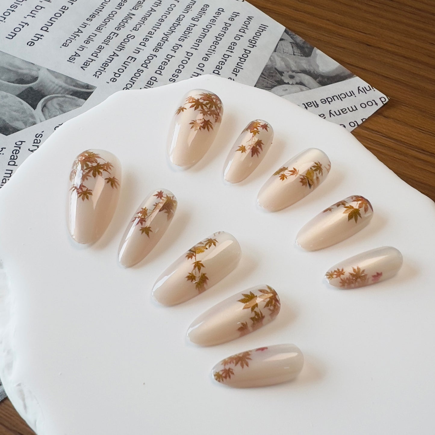 Autumn Elegance Medium Oval Beige with Golden Leaf Accents Press On Nail Set