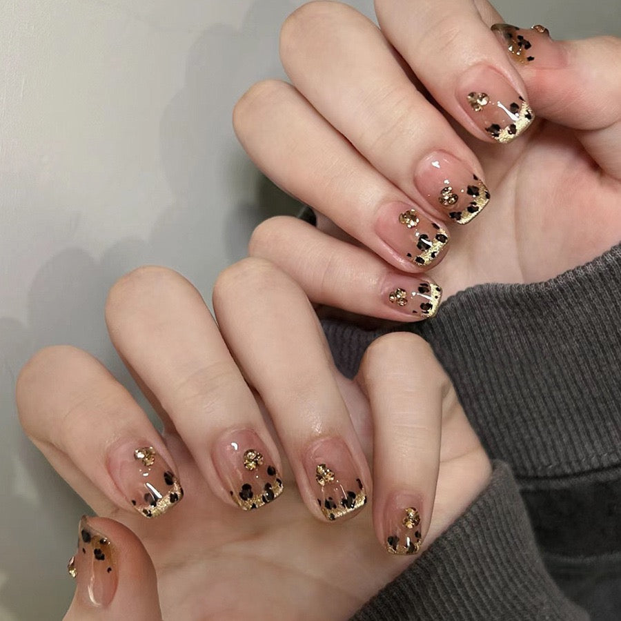 Glamour Safari Natural Short Square Transparent Gold and Black Glitter Gradient Press On Nail Set