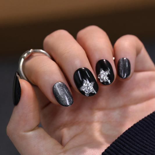 Celestial Elegance Short Round Black and Silver Glitter Press On Nail Set with Sparkling Star Accents