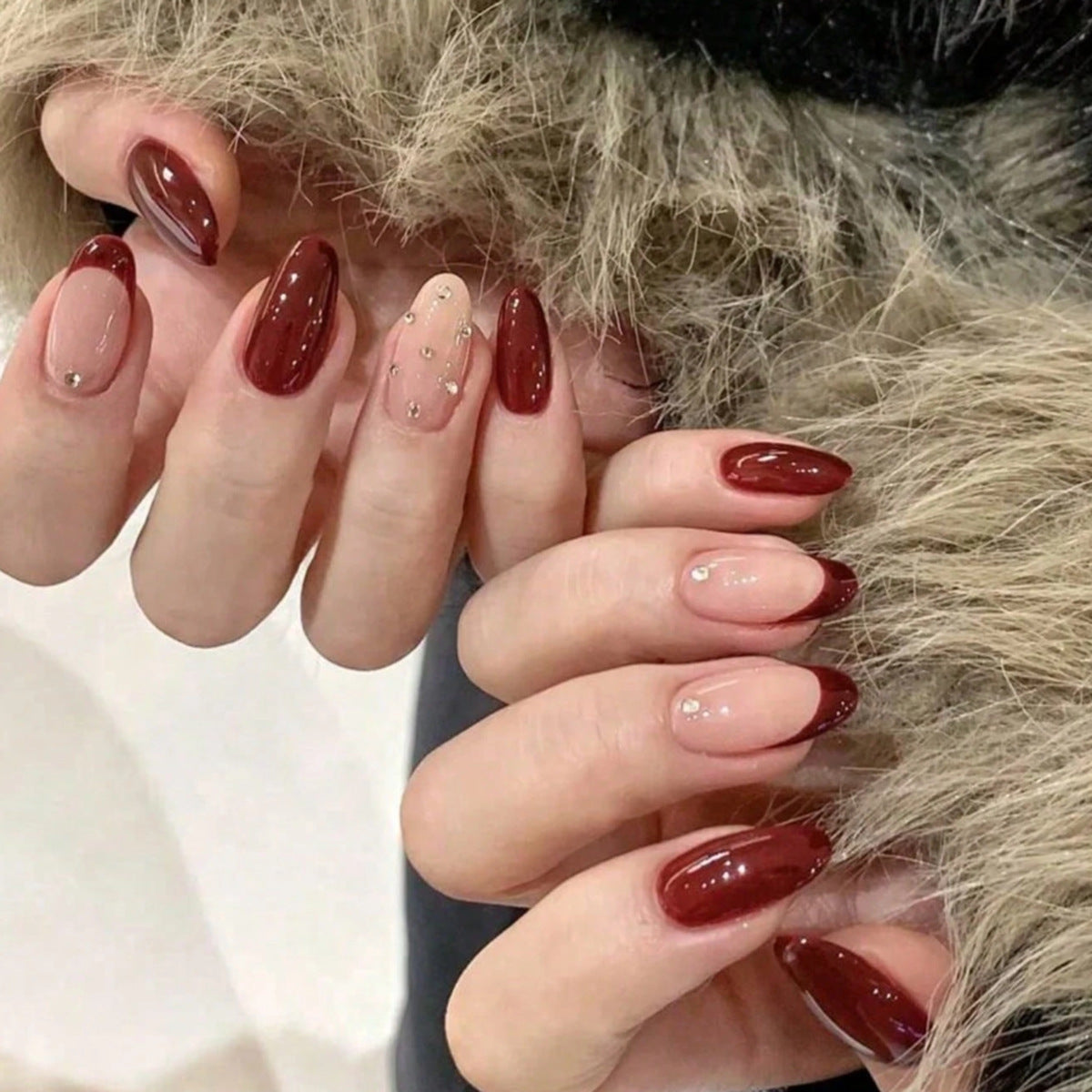 Enchanting Elegance Medium Oval Burgundy with Sparkling Accents Press On Nail Set