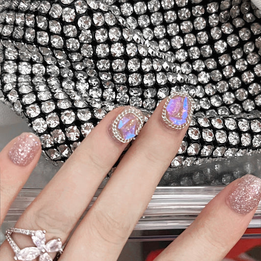 Elegant Sparkle Short Oval Lilac Press On Nail Set with Iridescent Accents