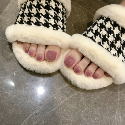 Cozy Chic Medium-Length Square Mauve Press On Toenails with Matte Finish Comfort Collection