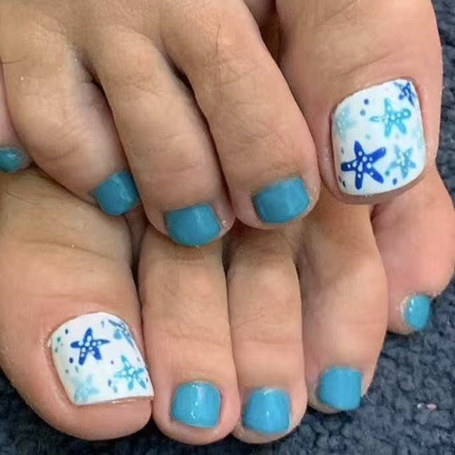 Ocean Breeze Short Square Pastel Blue Press On Toenail Set with Unique Starfish Design