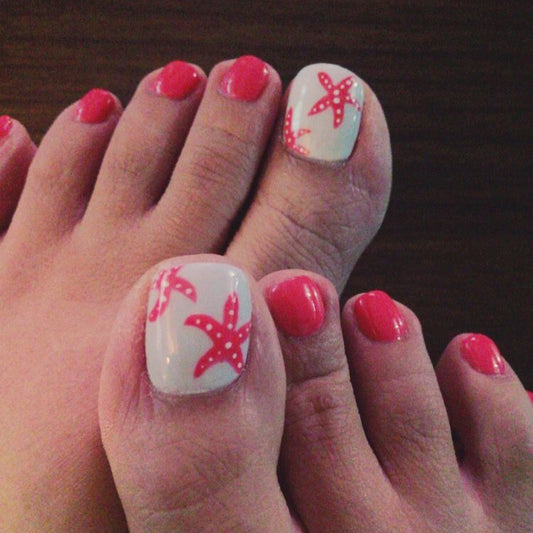 Beach Paradise Short Square Bright Coral with Starfish Design Press On Toenail Set