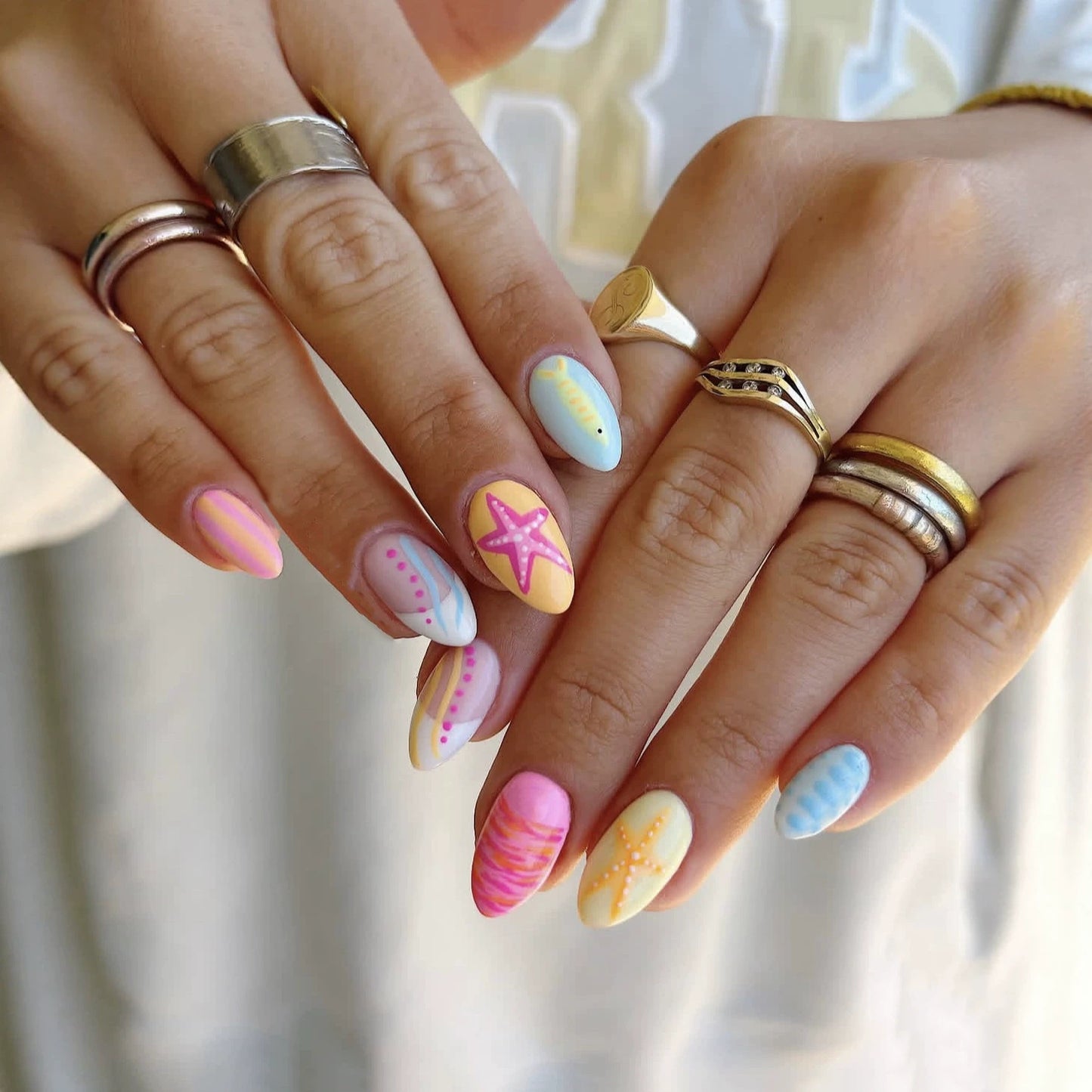 Beach Vibes Medium Almond Pastel with Unique Starfish Design Press on Nail Set