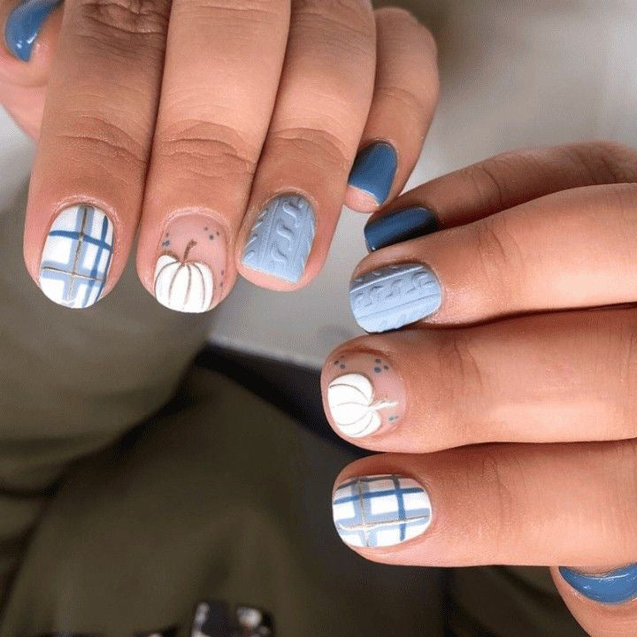 Autumn Inspired Short Round Light Blue with Pumpkin Design Press On Nail Set