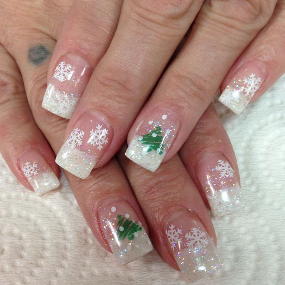 Winter Wonderland Medium Square Glittery White and Green Holiday Themed Press On Nail Set