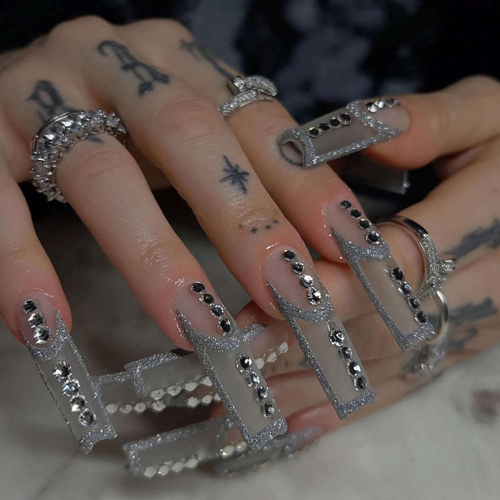 Glamorous Chic Long Square Silver Press On Nail Set with Eye-Catching Rhinestone Accents