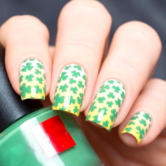 Lucky Charm Vibrant Medium Square Green and Yellow Press On Nail Set with Clover Design