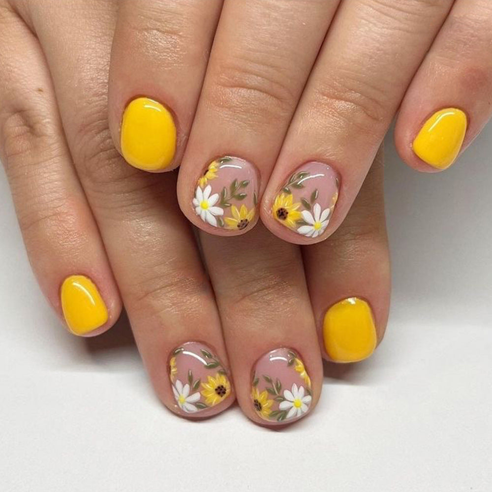 Sunny Floral Dream Set Short Squoval Bright Yellow with Charming Flower Accents