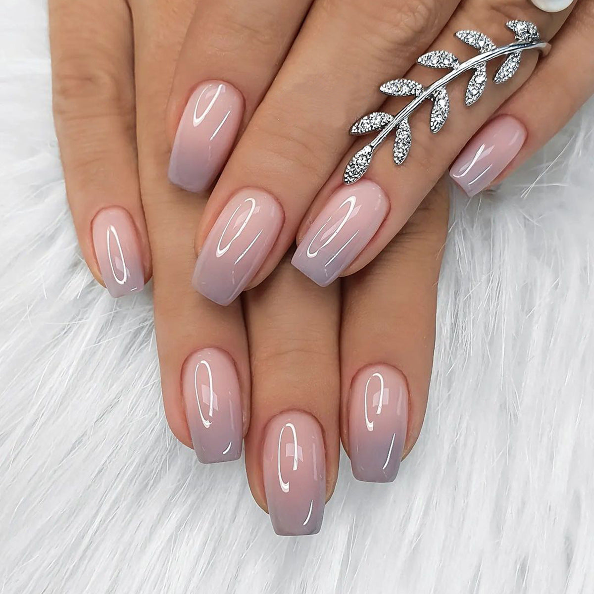 Rainy Roses Press On Nails