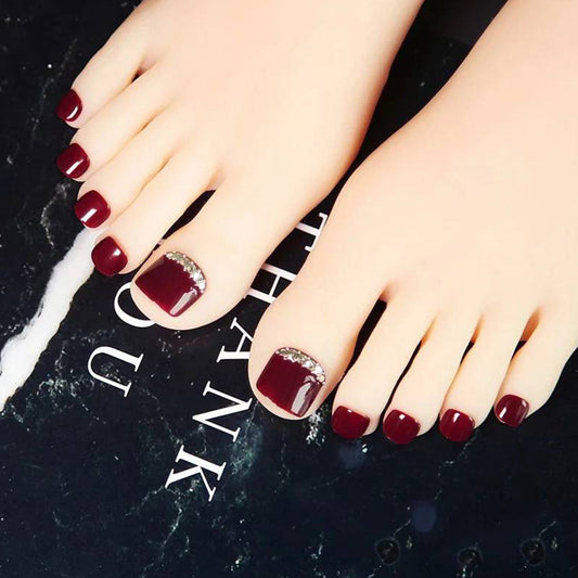 Glamorous Elegance Press On Short Nail Set Square Burgundy with Crystal Accent for Perfect Pedicures