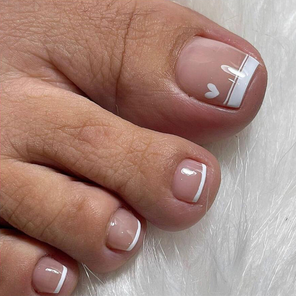 Elegant Bliss Short Square Beige Press On Nail Set with Heart Accent for a Chic Look