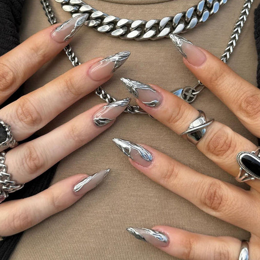 Futuristic Chrome Finish Medium Stiletto Silver Press On Nail Set with Mirror Effect