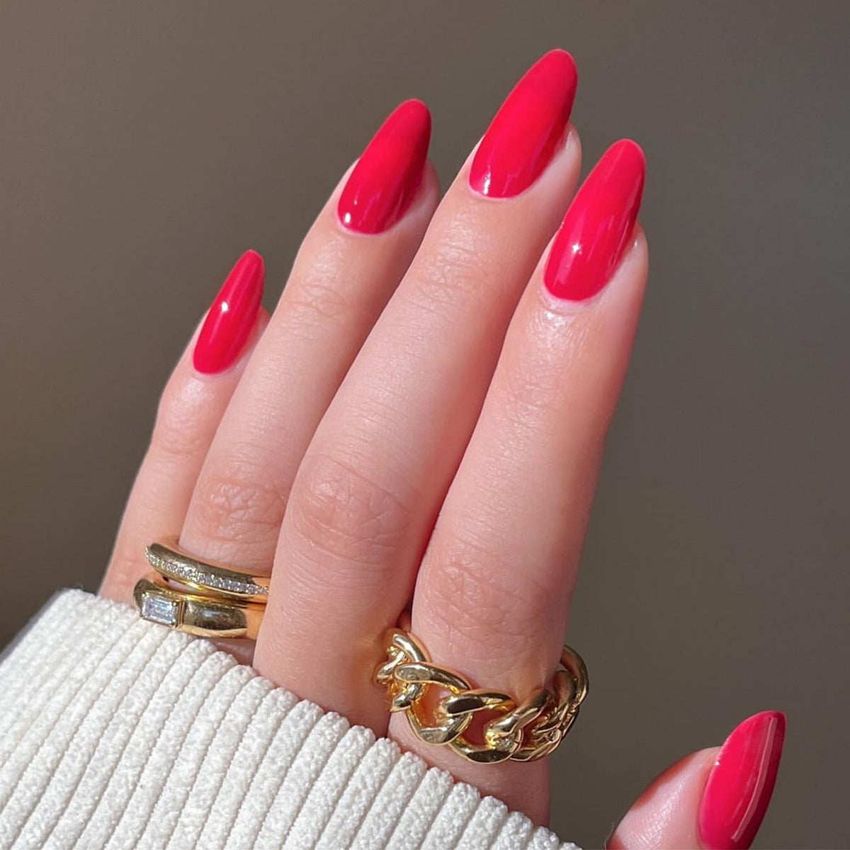 Enchanted Evening Medium Oval Vibrant Red Glossy Finish Press On Nails Set