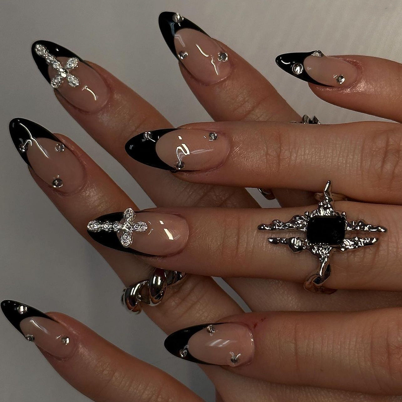 Gothic Elegance Medium Almond Black and Beige Press-On Nail Set with Dazzling Crystal Accents