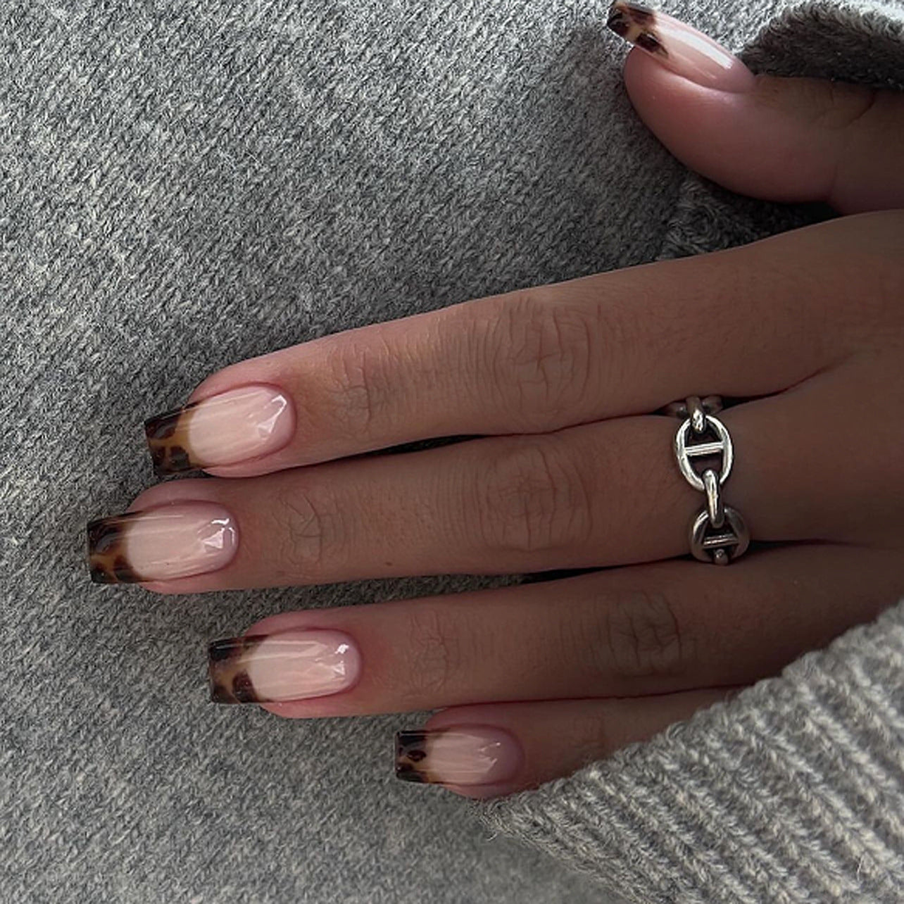 Chic Elegance Medium Square Beige with Ombre Leopard Tips Press On Nail Set
