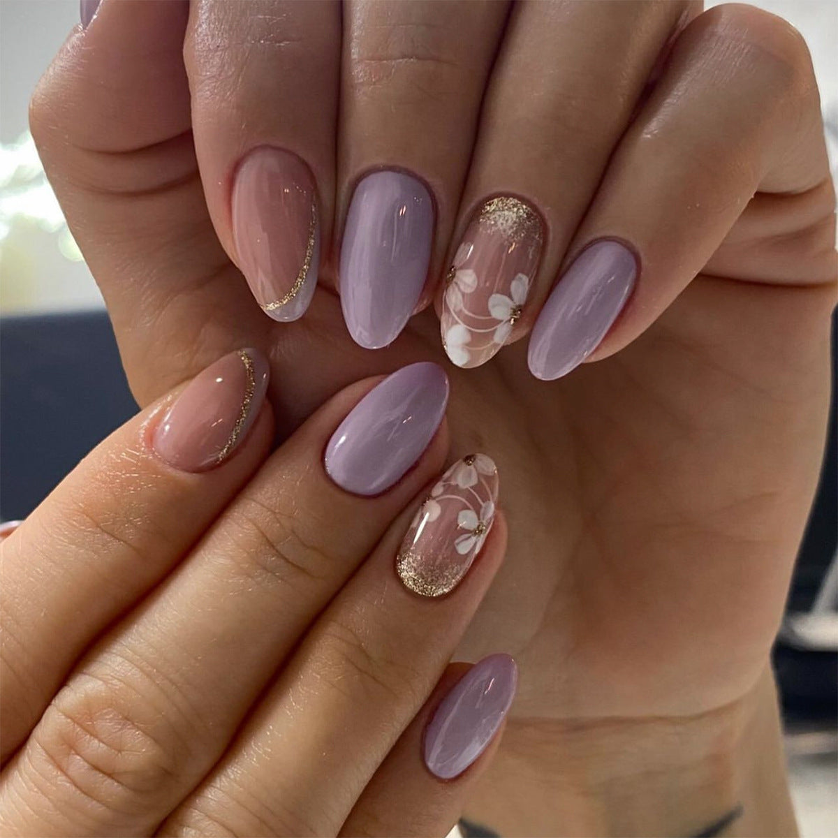 Elegant Floral Dream Short Almond Lavender and Pink Press-On Nail Set with Gold Accents