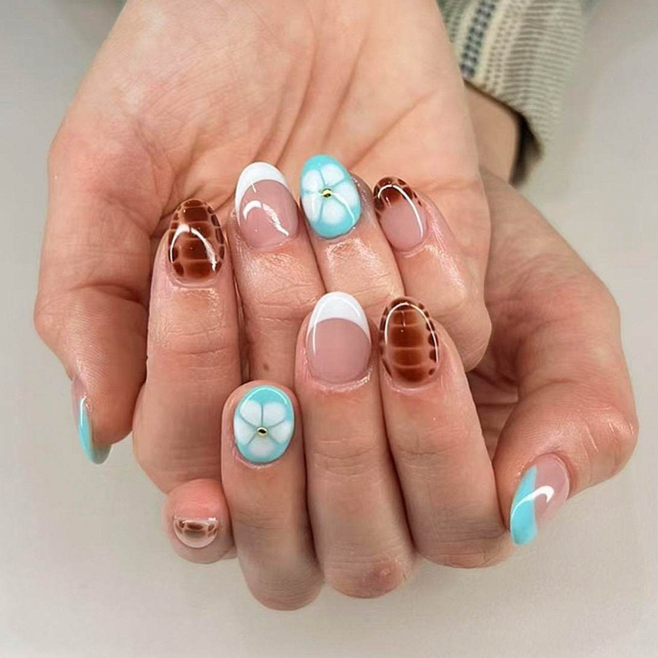 Tropical Escape Short Oval Shaped Aqua and Brown Floral Accent Press-On Nail Set