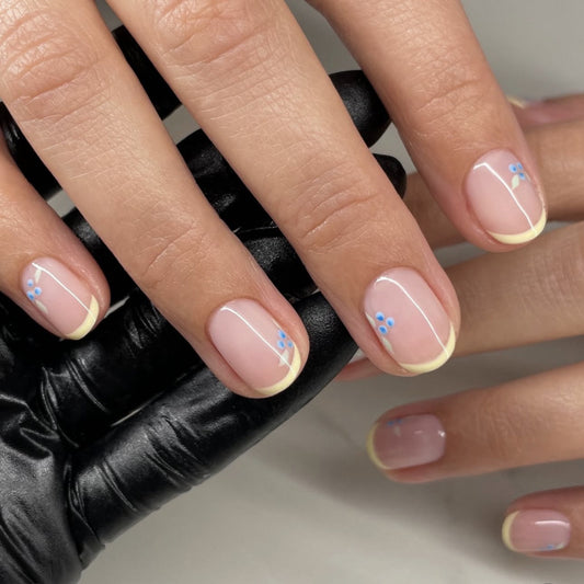 Whimsical Garden Pastel Short Squoval Length Press On Nail Set with Delicate Floral Accents